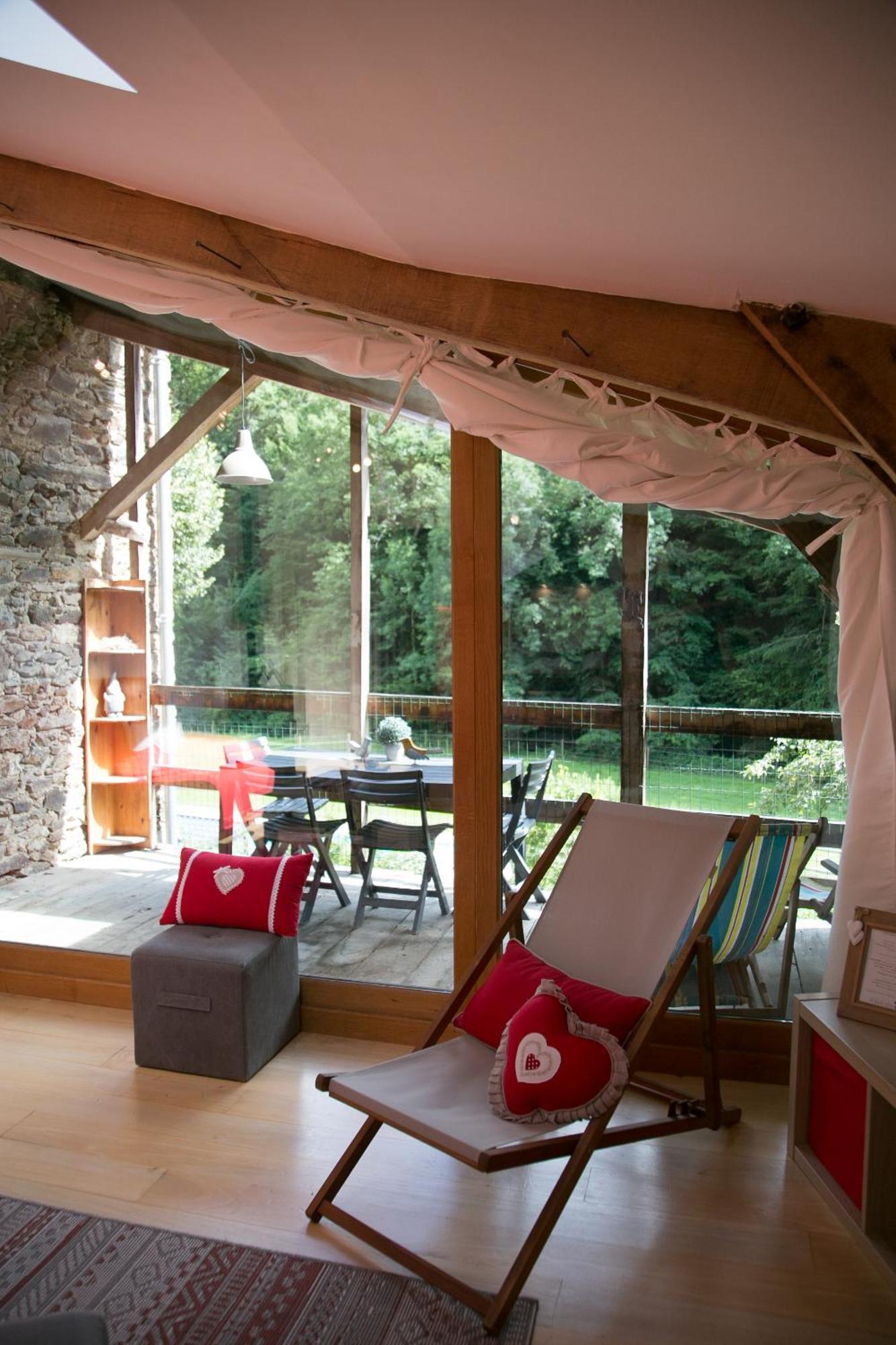 La Ferme Des Andes - Gite L'Atelier Quins Экстерьер фото