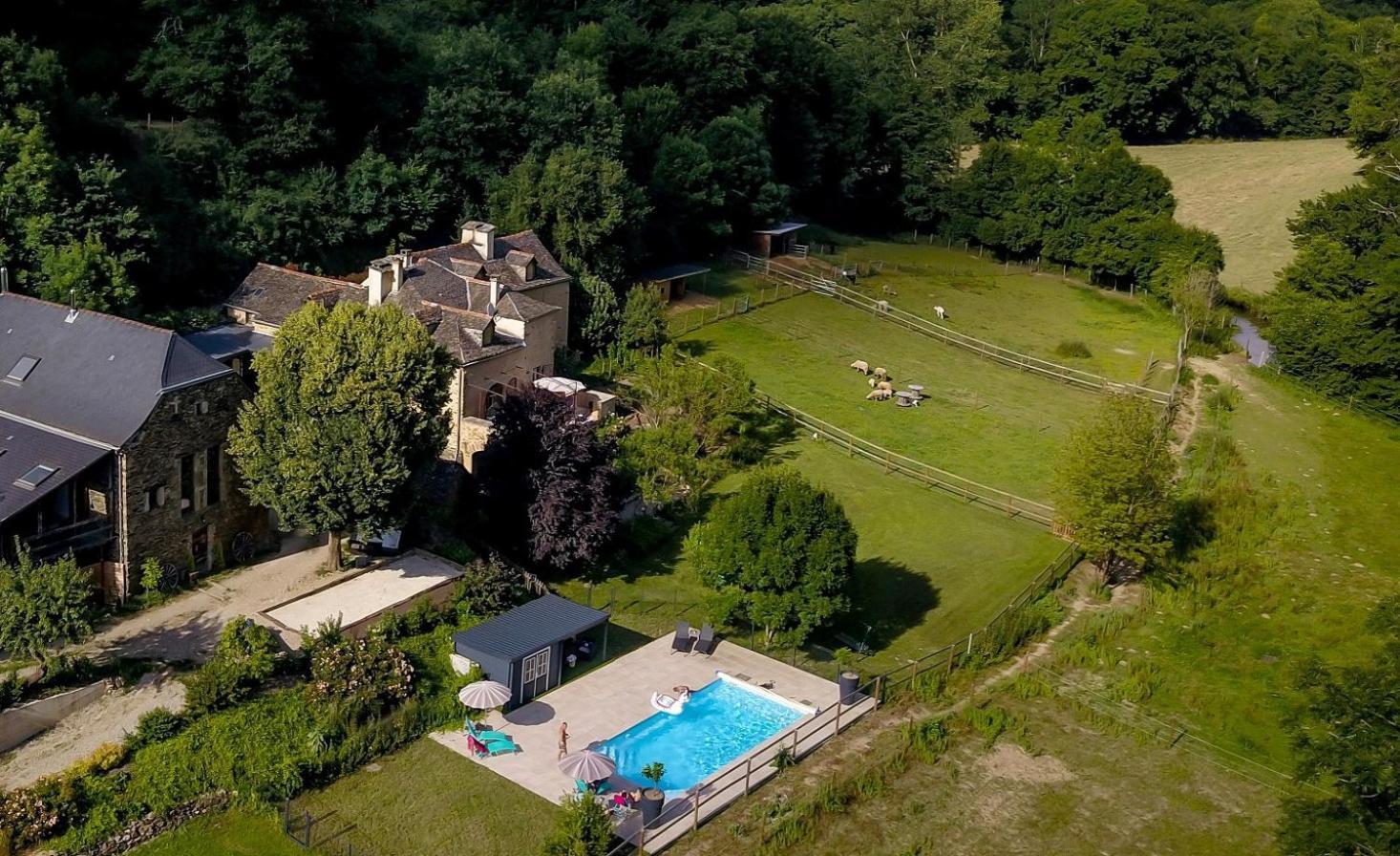 La Ferme Des Andes - Gite L'Atelier Quins Экстерьер фото